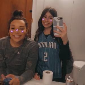 Meet your Posher, Jade